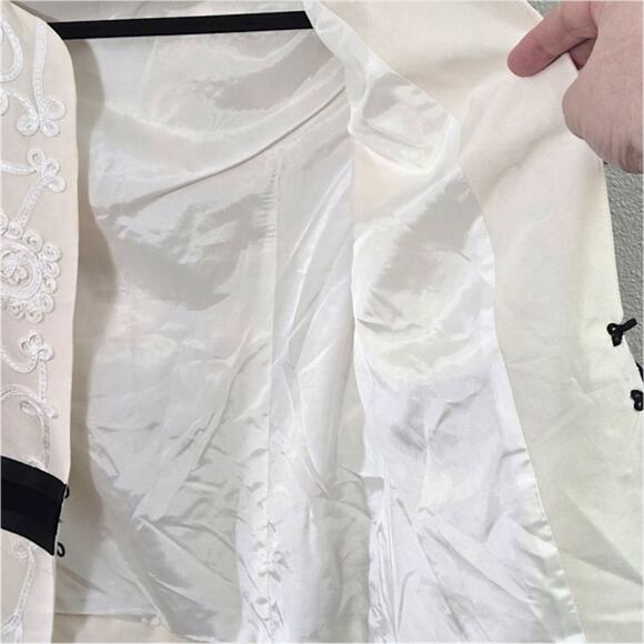 Neiman Marcus Women’s Jacket Romantic Parisian Evening Embroidered Silk Frog S - Picture 10 of 14